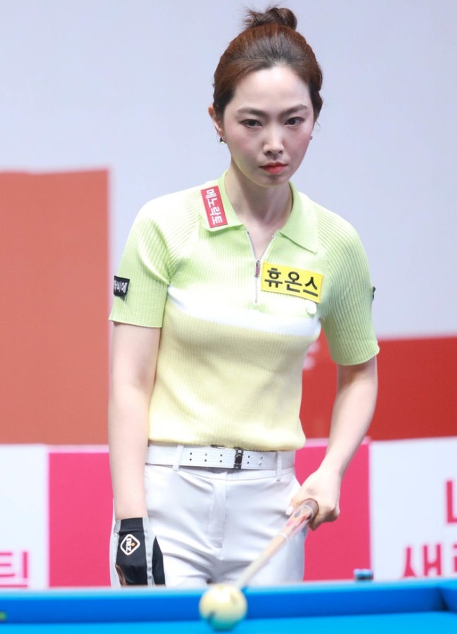 기세 좋은 차유람, 정수빈 꺾고 8강 진출...&apos;옌니 질주&apos; 임경진 앞에서 끝났다